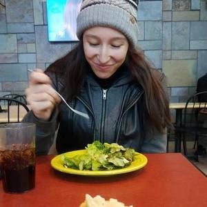 Meet your Posher, Francesca